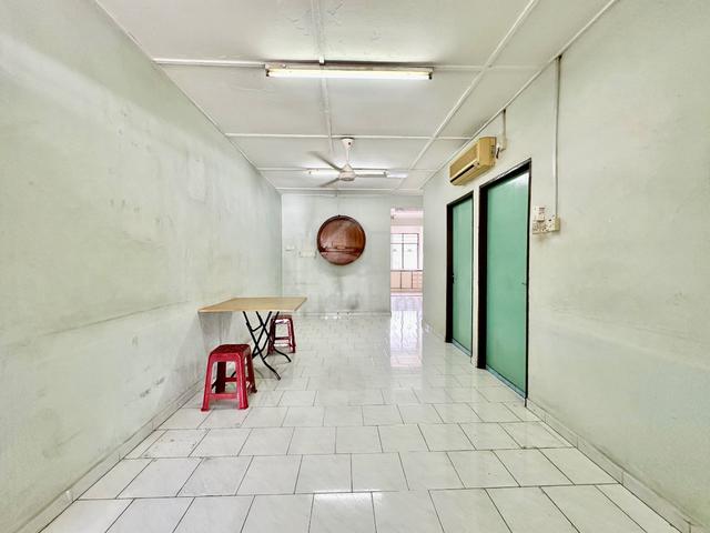 BUILD IN KITCHEN  Taman Sejati Indah Single-Storey Terrace House 1