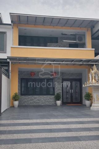 Renovated Double Storey Terrace House| 4B4B | Fully Extended 1