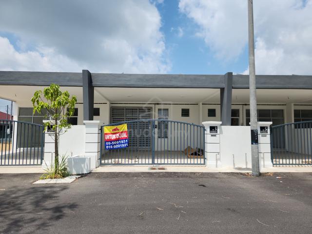 Teres 1 Tingkat Di Peramu Jaya, Pekan 1