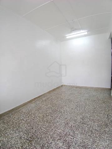 【1KM To Reach F&B Shop Lot 】TAMAN INTAN- Single Storey Terrace House 1