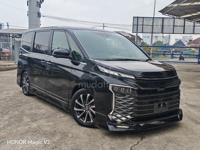 2025 Toyota Voxy 2.0 SZ with HUD 360 CAMS GRD 5A - 1
