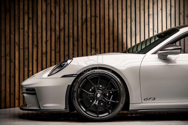 2023 Porsche 911 GT3 Touring PDK MEGA SPEC - 4