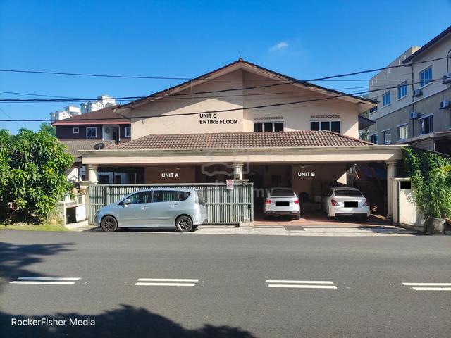 Detached 2-storey bungalow 1