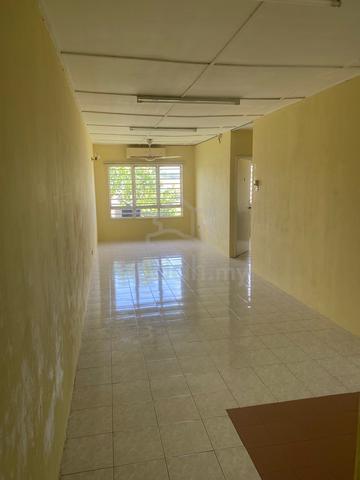 Dahlia Apartment (Taman Bunga Raya) 1