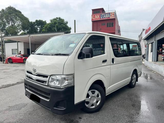 2011 Toyota HIACE 2.5 Window Van (M) Boleh Loan - 1