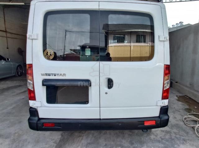 Maxus V80 2.5 (M)  PANEL VAN - 4