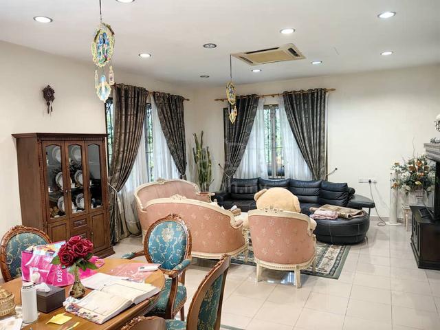Ulu Tiram double storey bungalow house for sales 1