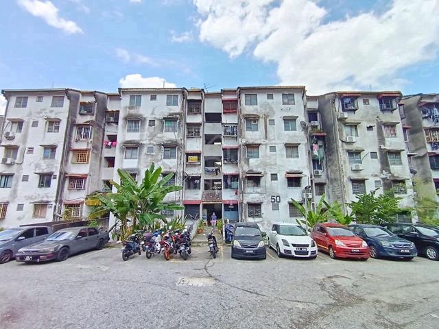 Desa Petaling Flat 1