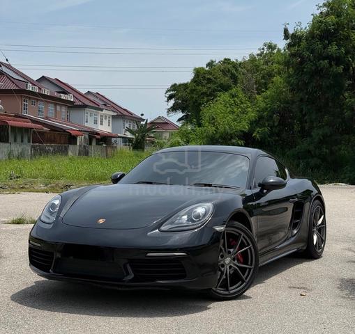 2017 Porsche 718 2.0 CAYMAN (M) - 1