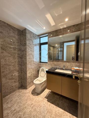 R&F Princess Cove / Master room / JB town / walking to CIQ / Seaview 3