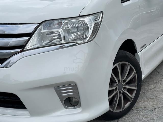 2013 Nissan SERENA 2.0 S-HYBRID HIGHWAY STAR - 5