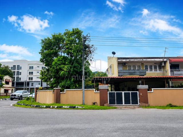 SEMI-D 2 Tingkat Conner Lot (FREEHOLD) Sedang mencari pemilik baharu 1