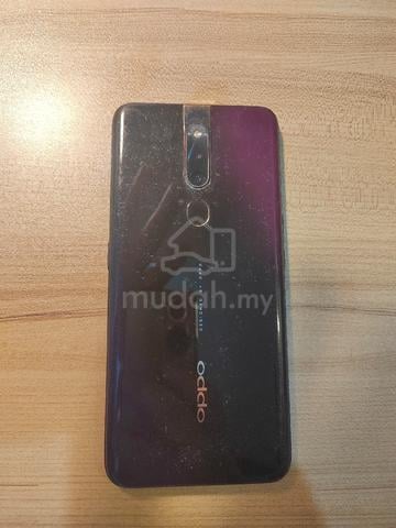Oppo F11 Pro - photo 3 of 3