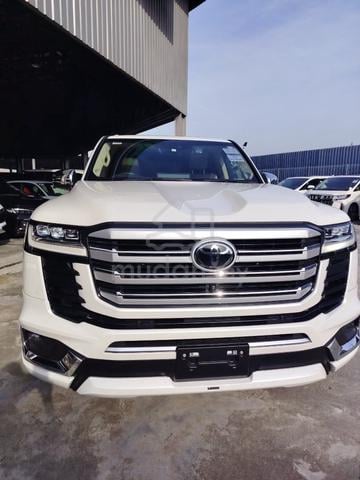 2023 Toyota LANDCRUISER 3.4 ZX FJA300W (A) - 1