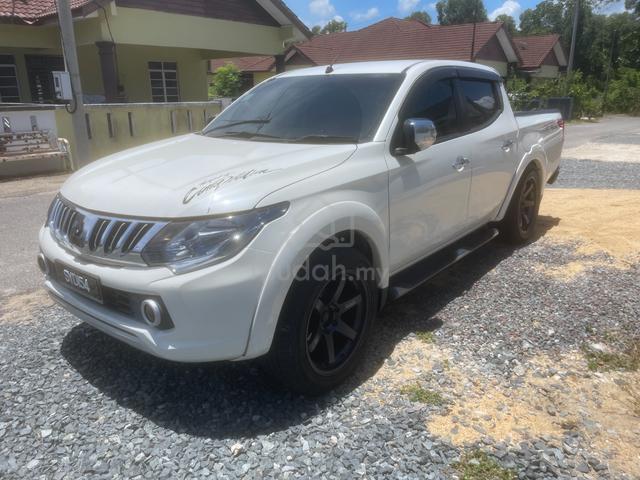 2015 Mitsubishi TRITON 2.5 VGT A/T (A) - 1
