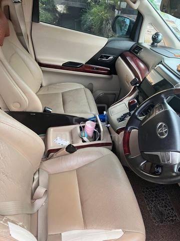 2011 Toyota VELLFIRE 3.5 V L-EDITION AWD (A) - 4