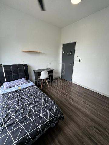Riana South & UCSI Residence2 - Variety Room to Rent - 1