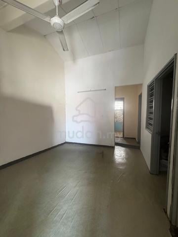 Kelana Jaya Single Storey Terrace SS5 For Rent 1