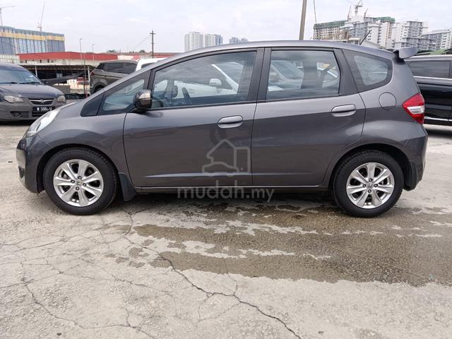 Honda JAZZ 1.5 FACELIFT (A) Tiptop Loan Available - 4
