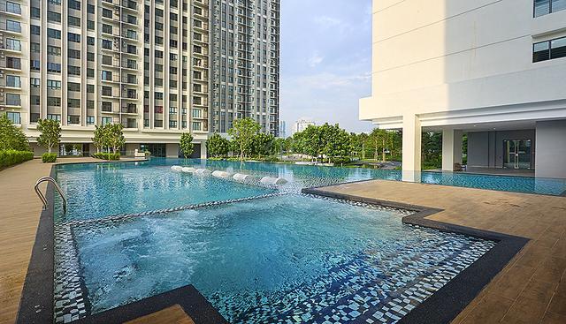 Mix Gender Single Pax Premium Room 1