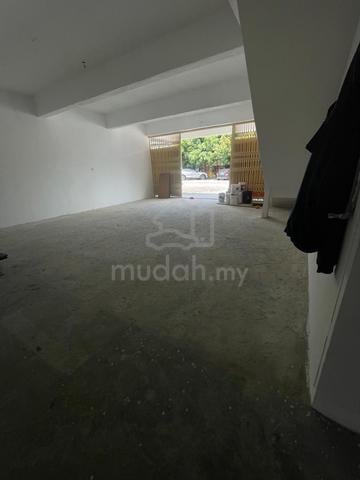 Kajang, Bukit Angkat 1.5 Storey factory 25x100 for sale 1