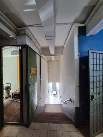 First floor Chonglin Park 2