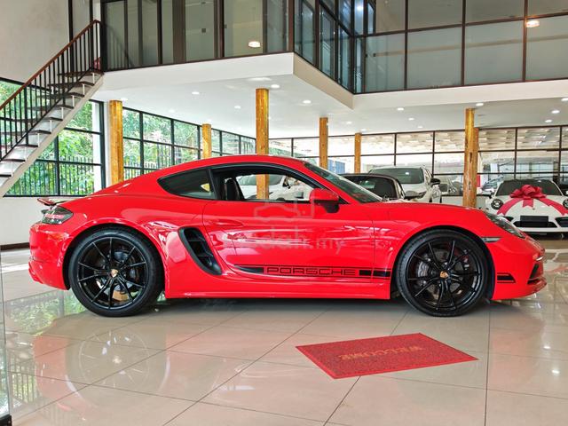 Sport Chrono 2022 Porsche 718 2.0 CAYMAN (A) PASM - 3