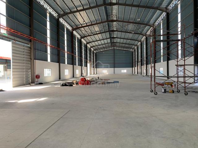 Subang 2 - TUDM Shah Alam Selangor - Factory / Warehouse For Rent 1