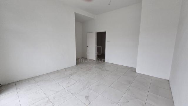 Extra Long Car Park Taman Pasir Indah Sg Dua Double Storey Terrace 2