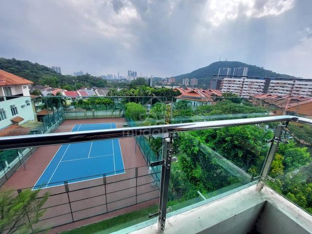 WTS 3.5 storey Bungalow with lift @ Beverly Height. Corner unit 1