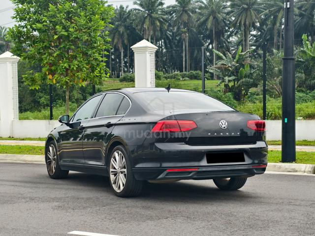 {2020}Volkswagen PASSAT 2.0 TSI ELEGANCE (A) F/Lon - 4