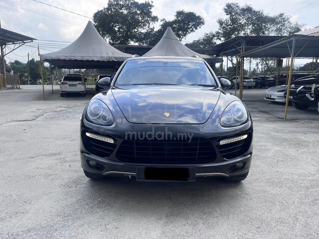 2011/12 Porsche Cayenne 3.0 DIESEL (LOAN KEDAI) - 2