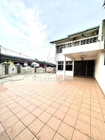 Taman Pelangi, Jalan Sri Pelangi Corner Lot Double Storey 7 Bed 4 Bath 1