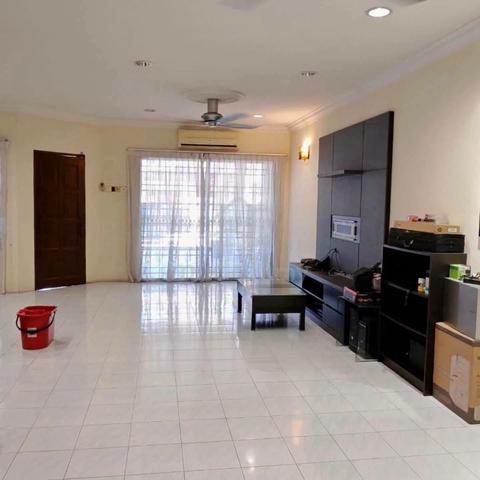 KLANG Taman Sage 2 Storey House For Sale GATED GUARDED Kitchen Cabinet 1