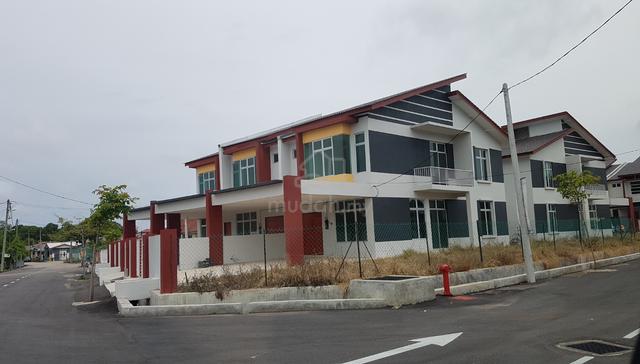 RUMAH TERES 2-TINGKAT (Baru) - Pekan, Taman Harmoni (-10%!) 1