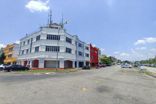 Corner Lot | Main Road Frontage | Ground Floor | Bandar Tasik Kesuma 1