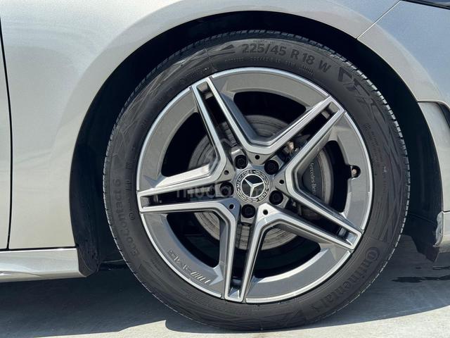 2021 Mercedes Benz A180 AMG LINE HATCHBACK 42k KM - 4