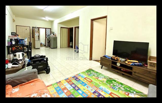 Pandan Court 1