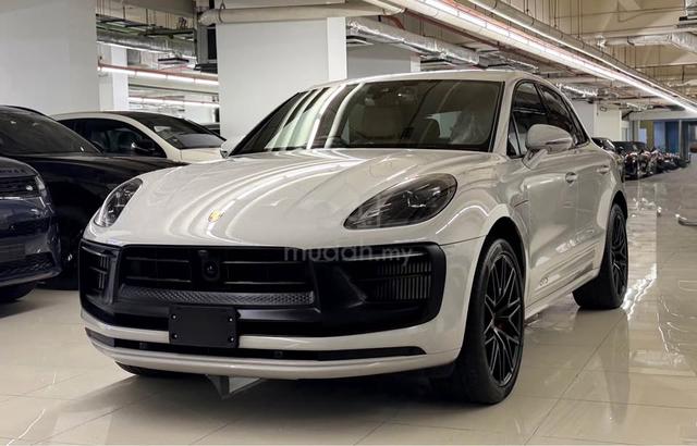 2023 Porsche MACAN 2.9 GTS 440HP PSCB PDLS+ MATRIX - 1