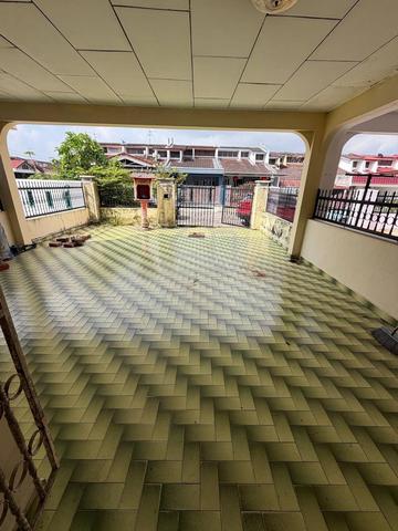 Taman Perling Single Storey house for Sale/Fully Extend 1