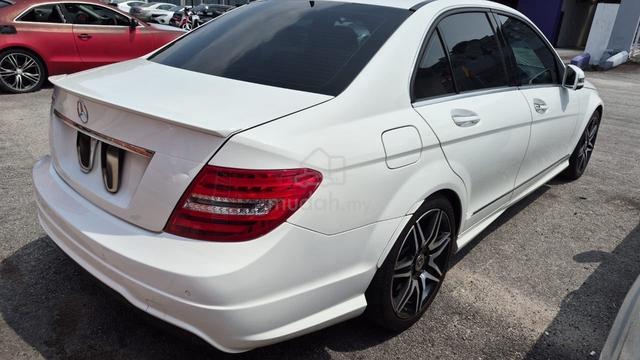 Mercedes Benz C200k 2013 registered 2014  - 3