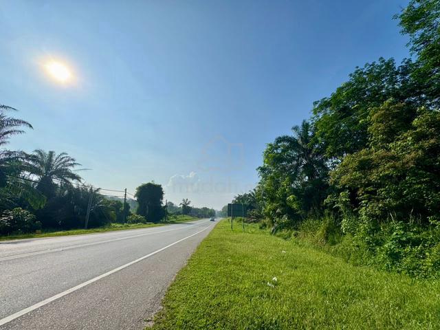 Ayer Hitam Town near Toll 5.47 Acre Zoning Residential Land Main Road 1