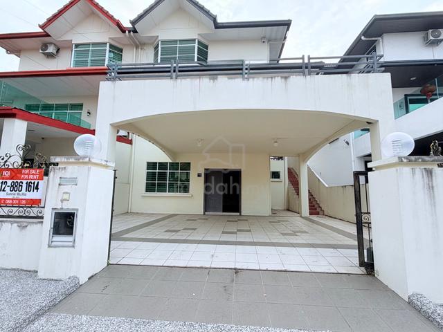 Bundusan 2.5 storey Adamas 118 villa | JPJ | EMart supermarket 1