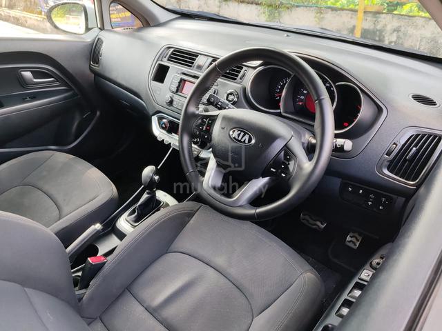 KIA RIO 1.4 SX FACELIFT (a)/SUNROOF/PUSHSTART - 4