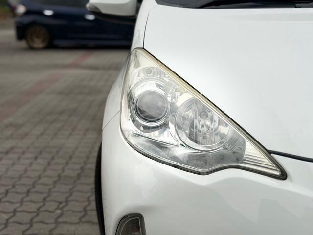2013 Toyota PRIUS C 1.5 HYBRID CAREFULLY OWNER - 5
