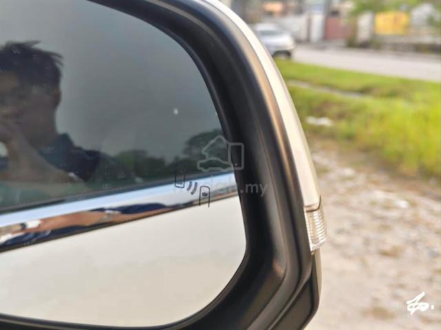 2024 Toyota Alphard Z / 24k KM ONLY . NO SUNROOF - 4