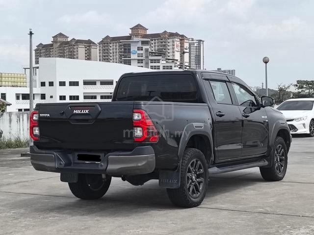 2022 Toyota HILUX 2.8 ROGUE (A) - 4
