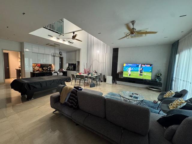 [RENOVATED] 2 Sty Superlink Liana Elmina Gardens East Shah Alam 1