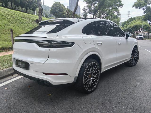 2021 Porsche CAYENNE 3.0 V6 (A) VERY LOW MILEAGE - 2