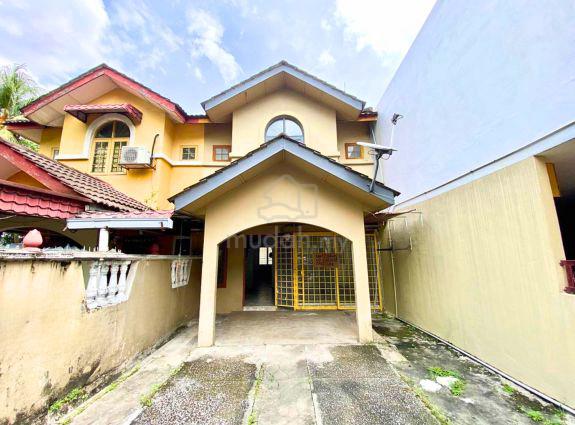 LEBIH PRIVASI! TAK BERHADAPAN DENGAN RUMAH LAIN Taman Puchong Perdana 1
